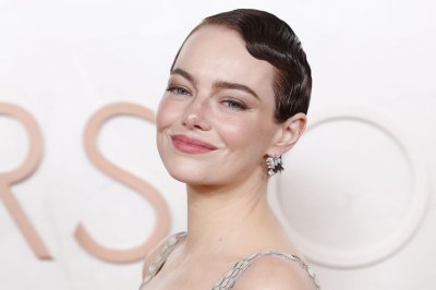 Emma Stone, Jesse Plemons film 'Bugonia' to open in October