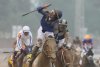 Sovereignty wins sloppy Kentucky Derby over Journalism