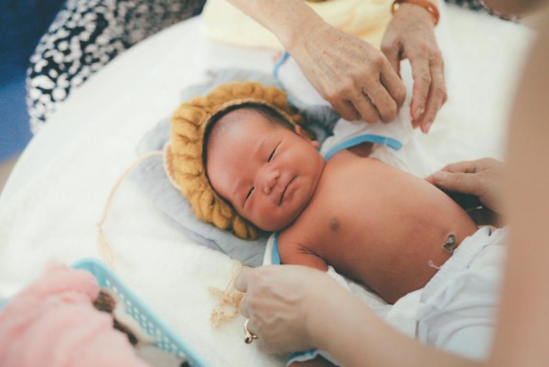 Genetic clues found in cord blood can offer early insight into which infants are at higher risk for health problems like diabetes, stroke and liver disease later in life, researchers will report at the upcoming Digestive Disease Week meeting in San Diego. Photo by Huynh Van/Pexels